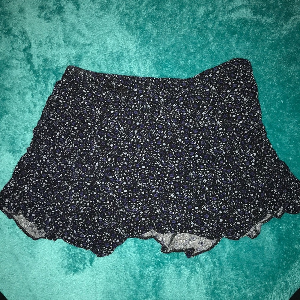 American Eagle Mini skirt